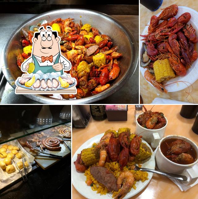 Two Volcano Seafood Boil Buffet in Burbank Restaurant reviews