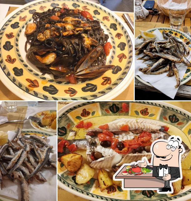 Choisissez de nombreux repas à base de fruits de mer proposés par Osteria all'Inferno dal 1905