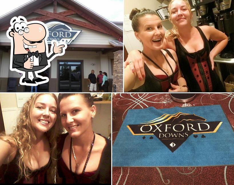Oxford Downs Poker Room in Summerfield Restaurant reviews
