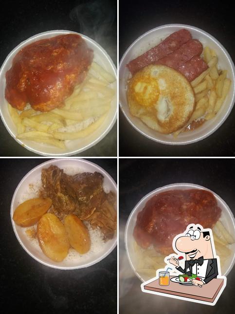 Comida em Restaurante D. Nilza