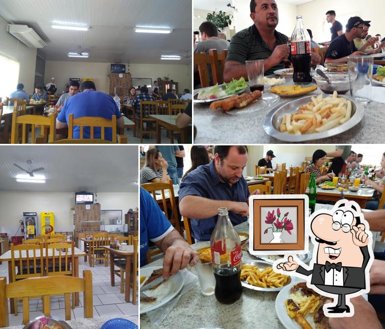 O interior do Restaurante Catarina