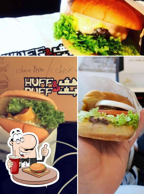 Закажите гамбургеры в "Huff & Puff Burger هف اند بف برجر"