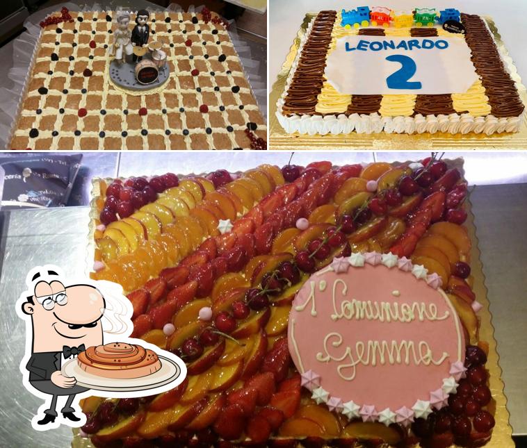 Guarda la foto di Pasticceria Quadrifoglio (S.N.C.)