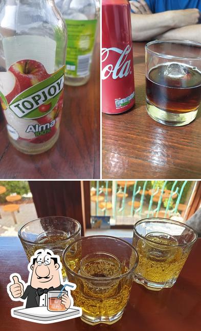 Las fotos de bebida y postre en Zsó-Ka Presszó
