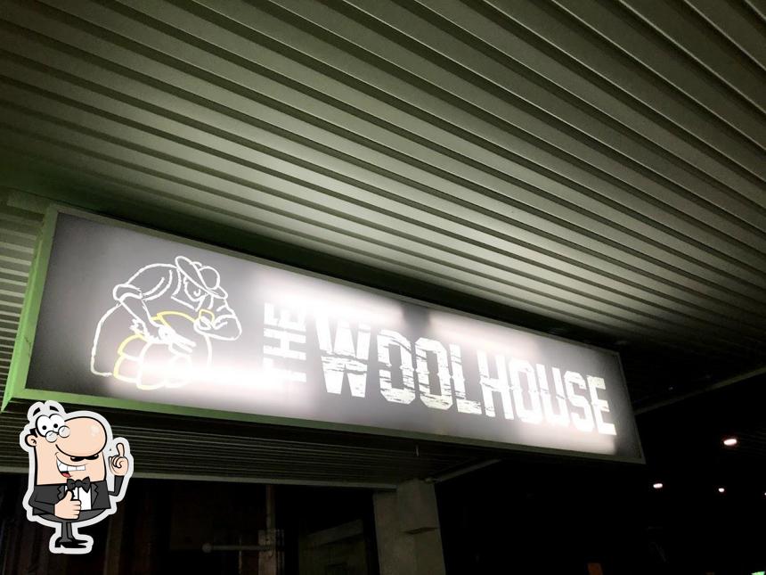 The Woolhouse in Albury Restaurant menu and reviews