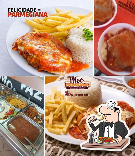 Comida em Moc Parmegiana