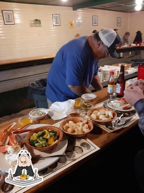 Sunny Side Oyster Bar in Williamston Restaurant menu and reviews