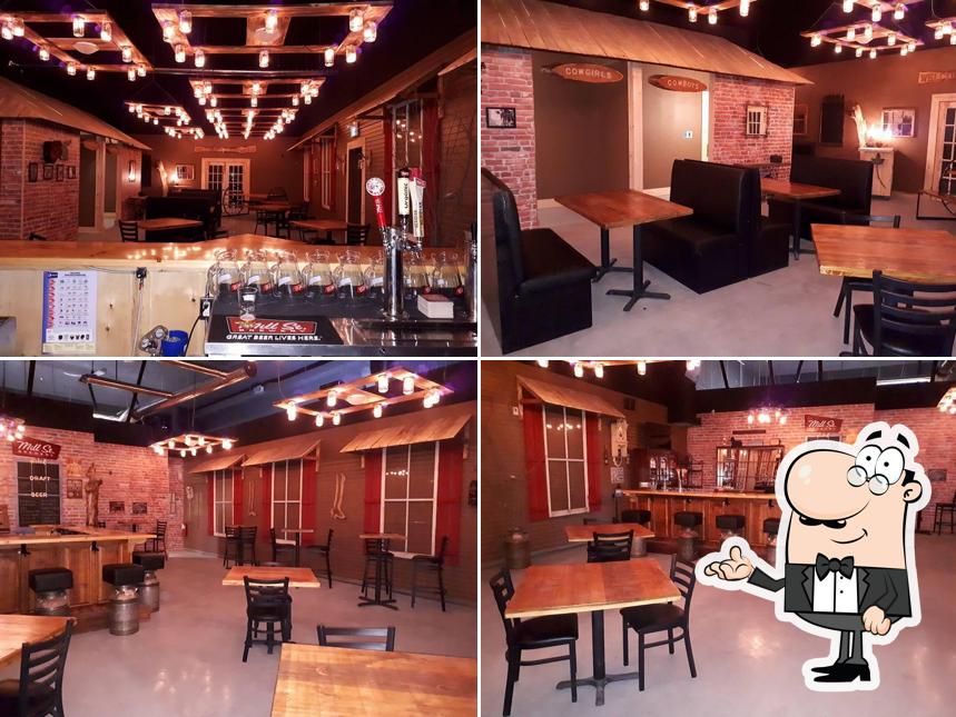 The Smokin' Bull BBQ Smokehouse