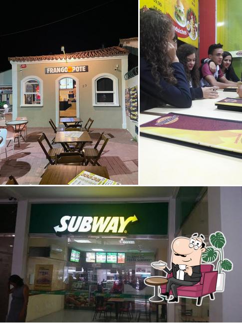 O interior do Subway - 45754