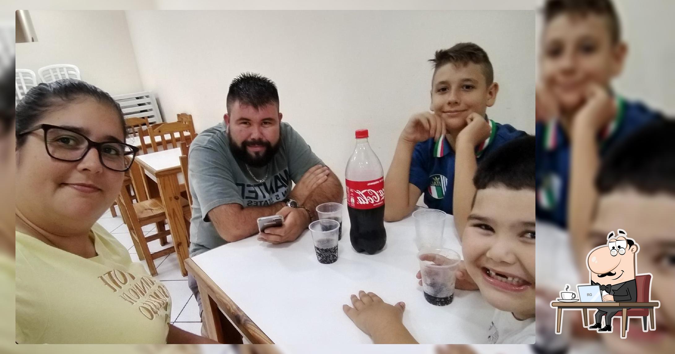 Sorveteria E Lanchonete Tropical