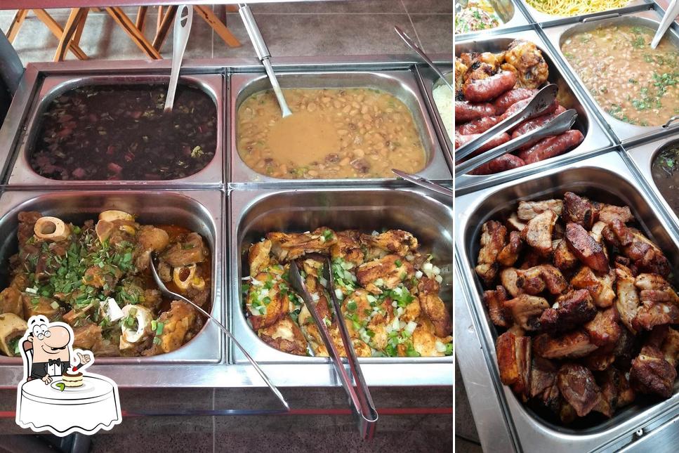 Restaurante São José - Self Service serve uma variedade de sobremesas