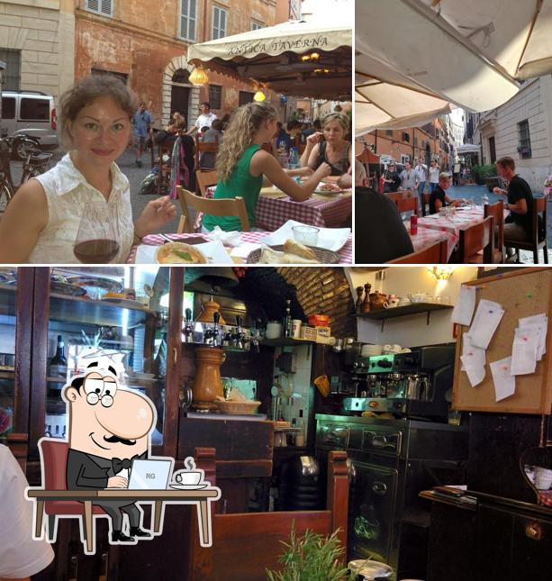 Siediti a un tavolo di Antica Taverna