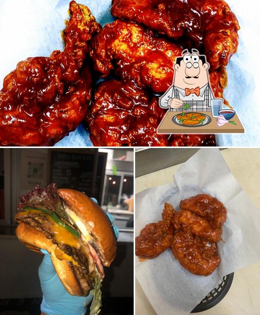 Best restaurants in University Shoppes Shopping Center Mall
