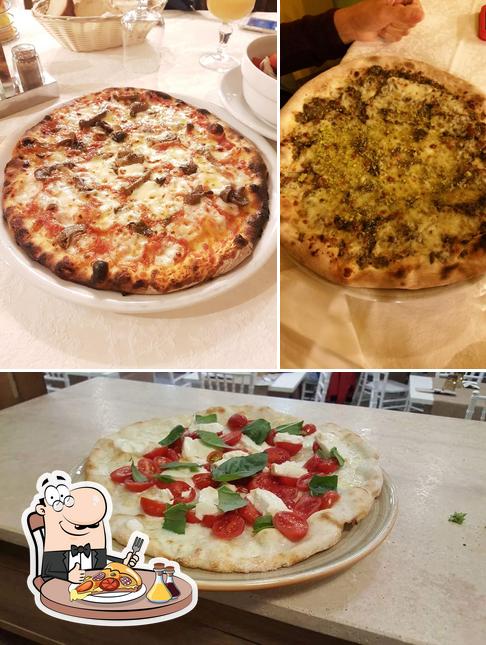 Scegli una pizza a Trattoria Pizzeria Antonio