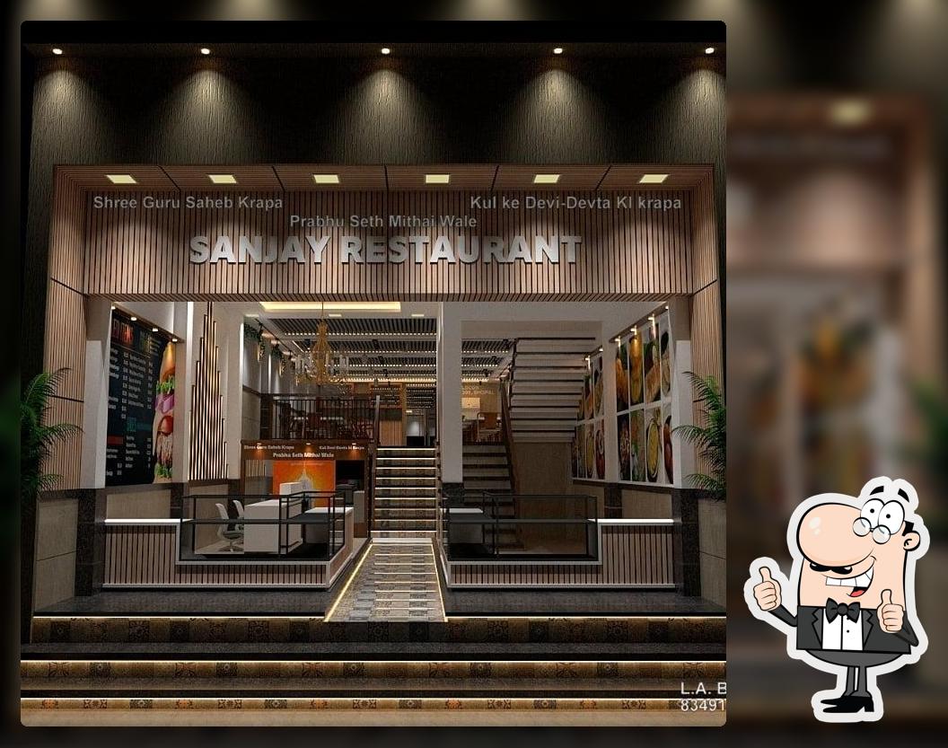Sanjay restaurant chicholi