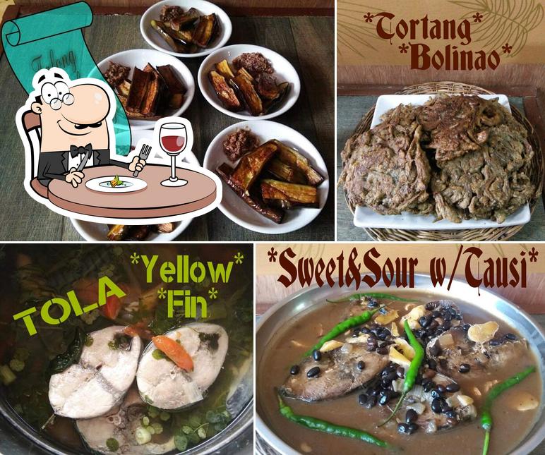 Food at Simforiana's Lutong Bahay