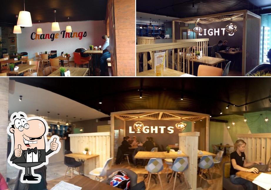 Regarder cette image de Lights cafe