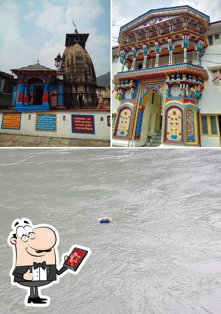 Check out how Poonam pizza cafe and Bekri Items looks outside