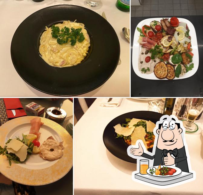 Meals at Restaurant La Piazza