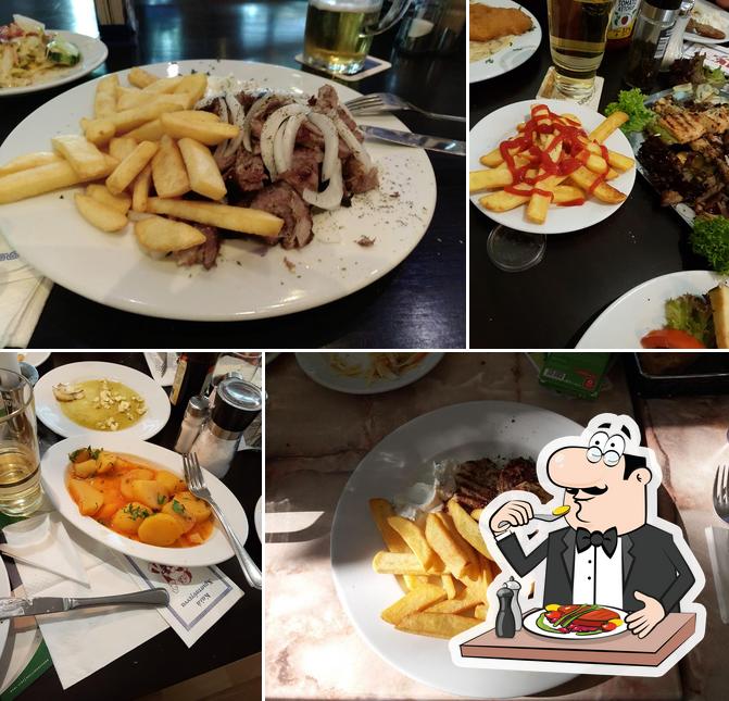 Еда в "Taverna Orakel Hellas"