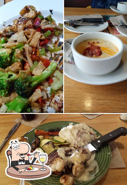 Applebee's, 2992 Cook Rd in West Branch Restaurant menu and reviews