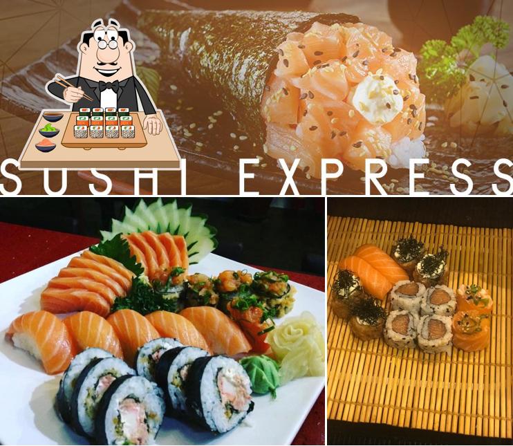 Rolos de sushi são disponibilizados no Hirai Sushi Express