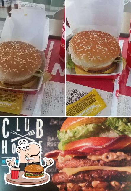 Hambúrguer em McDonald's - Portão 8