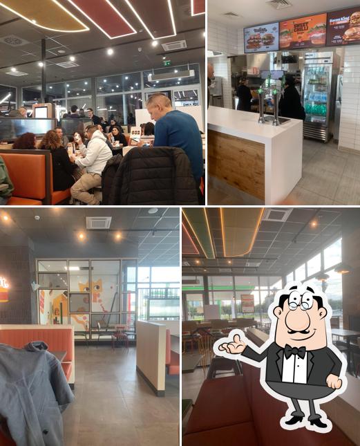 Gli interni di Burger King