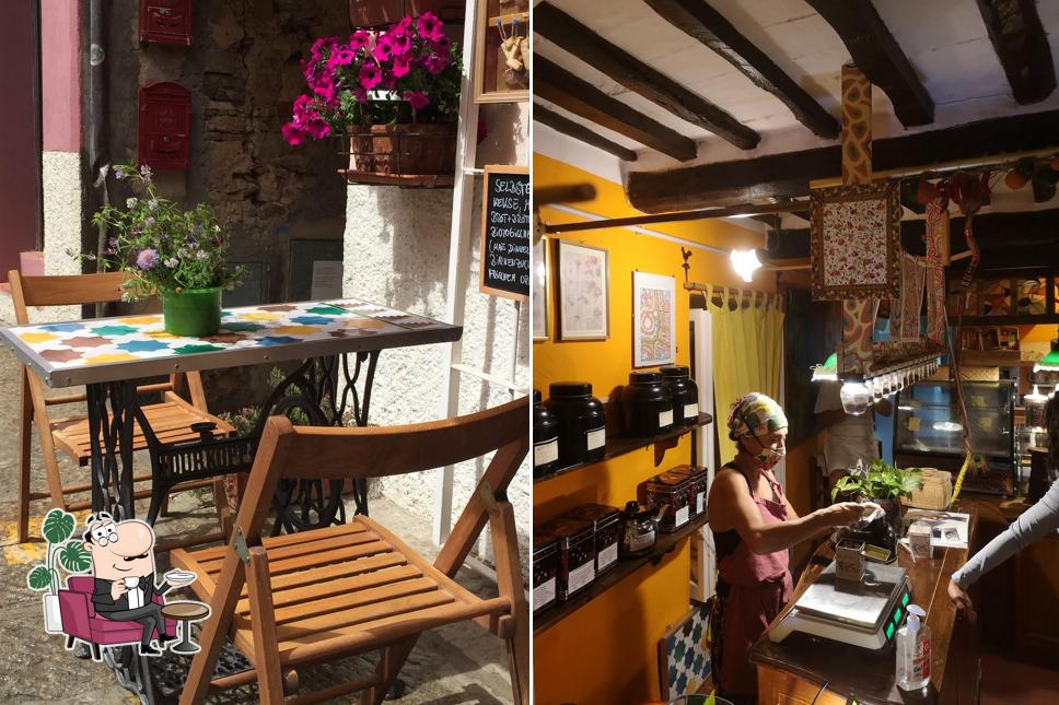 Siediti a un tavolo di CiboCibo