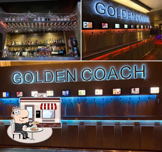 L'extérieur de Golden Coach