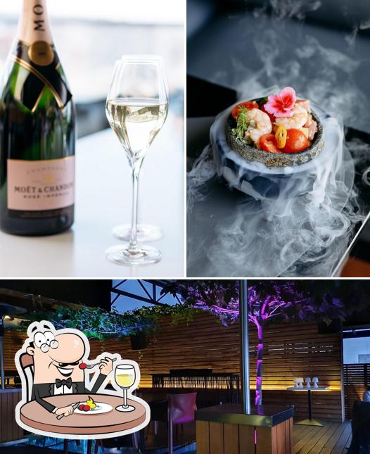Voici l’image affichant la nourriture et intérieur sur Beyond restaurant & lounge bar