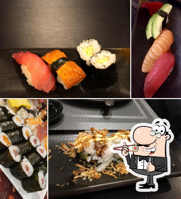 A Restaurant Japonais - Hosaku, vous pouvez prendre des sushis