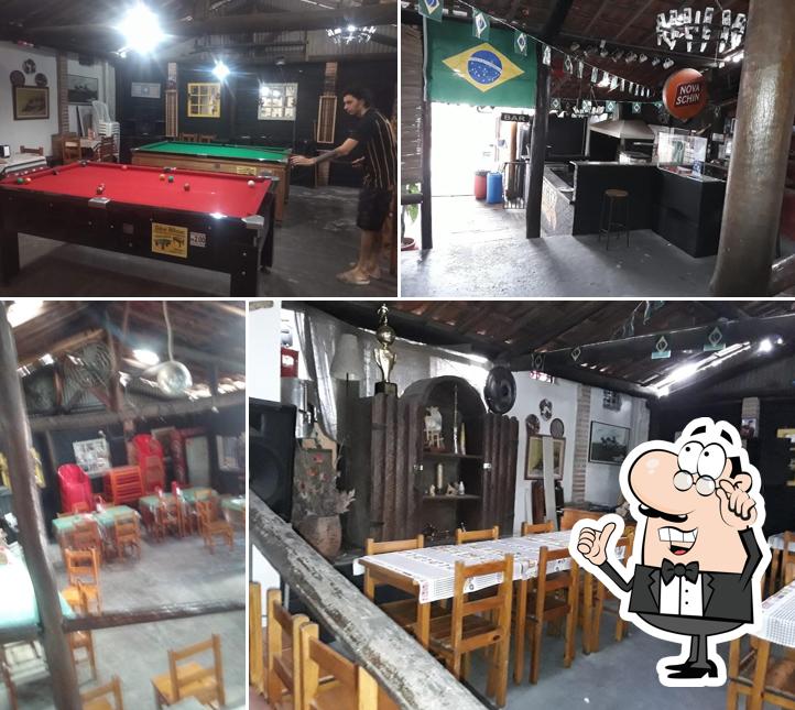 Bar Deck 211