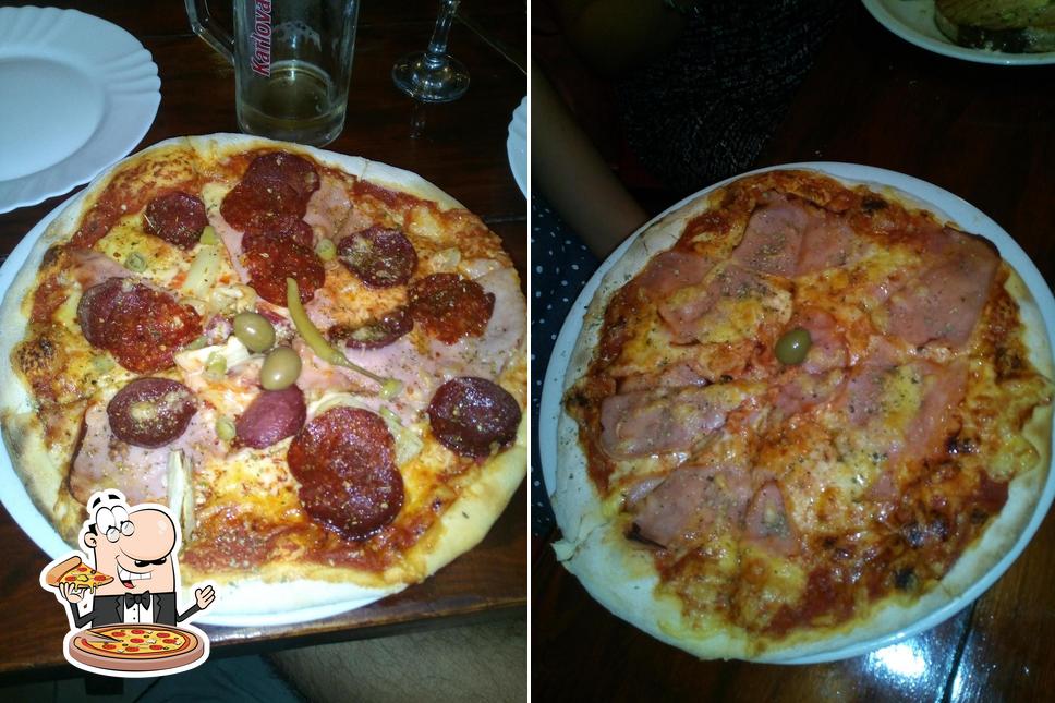 Scegli tra le svariate varianti di pizza
