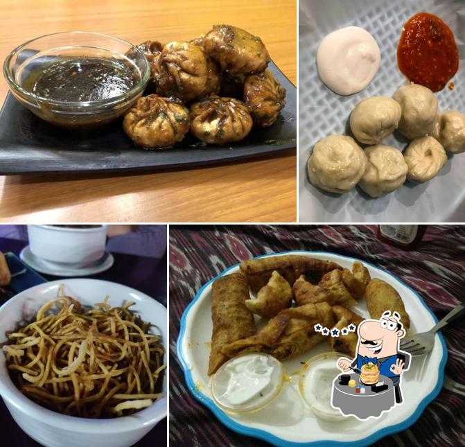 Food at Seven Sisters Momos