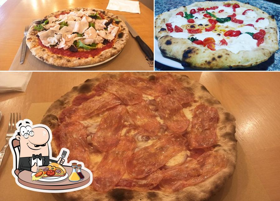 Prenditi una pizza a Tre Merli Pizzeria (Ex Al Viale)