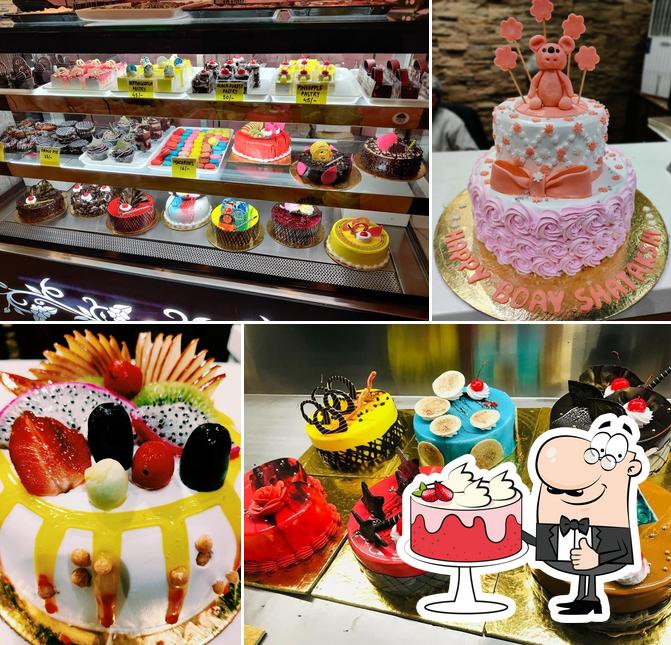 Look at the pic of Crushberry's Bakery