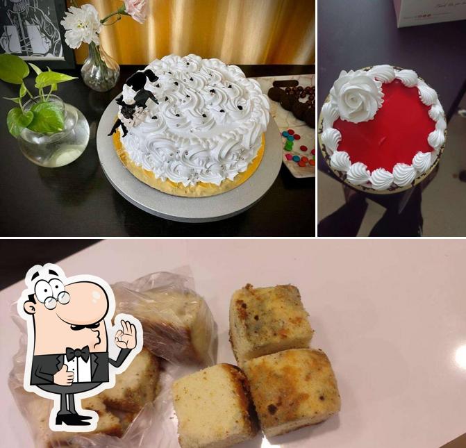 Look at this picture of Emoticon Bakery