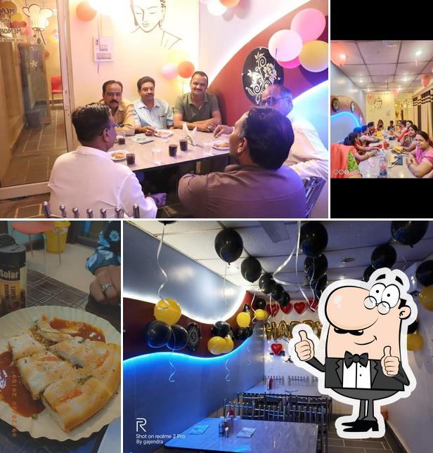 CAFE HUB Shivpuri