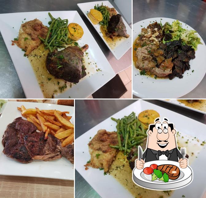 Essayez des repas à base de viande à Brasserie Le Saint Augustin