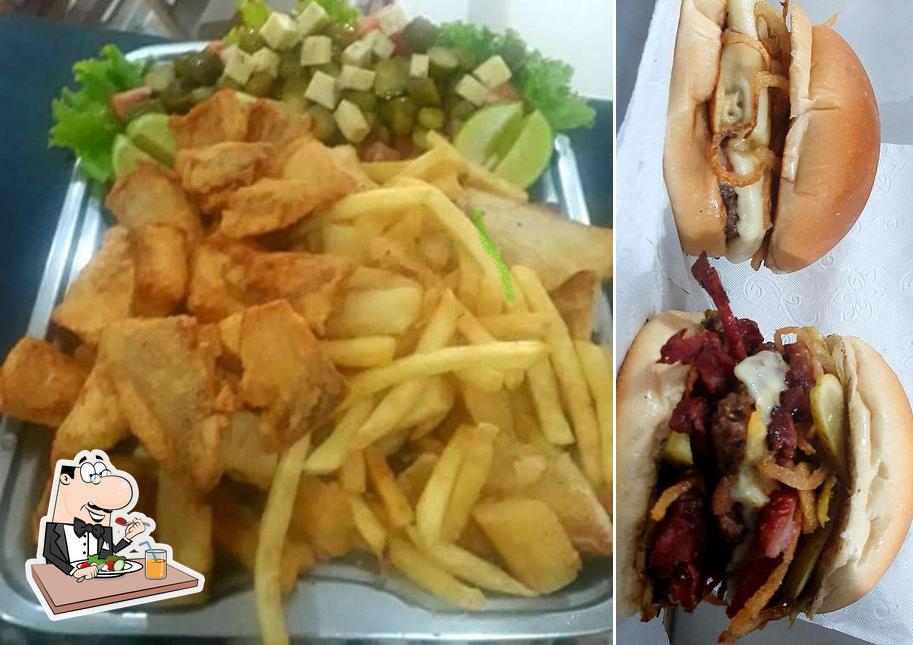 Comida em Burger's Nobre