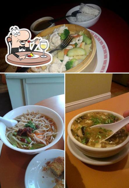 Food at Chinese Noodle Cafe
