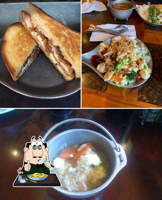 Trapper's Kettle in Belfield Restaurant menu and reviews