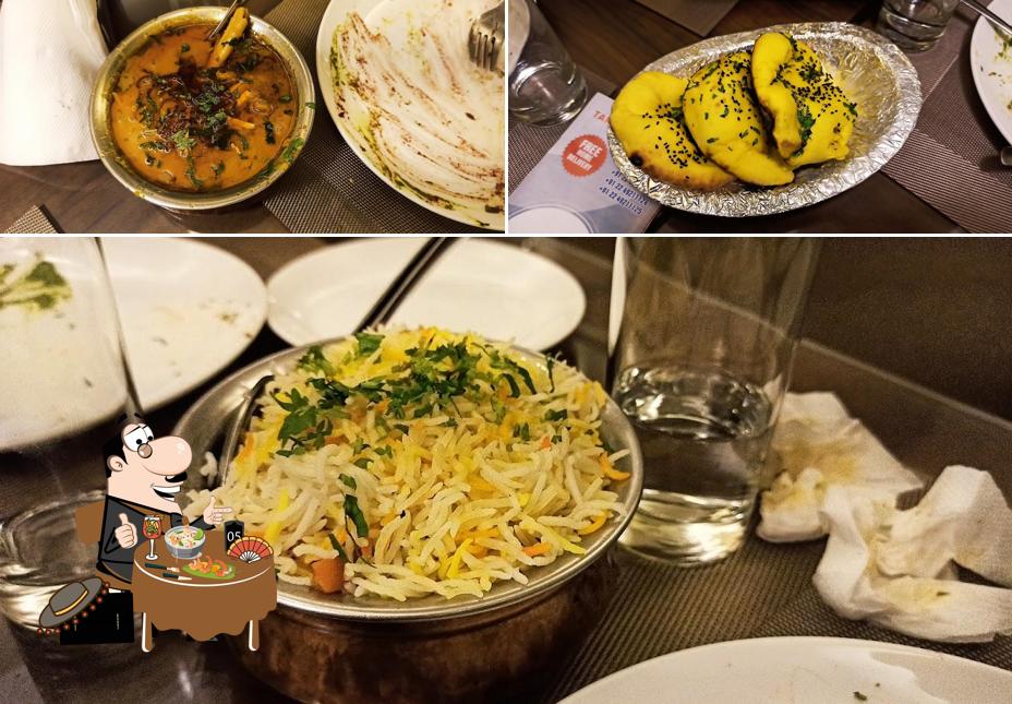 Meals at IT'S LUCKNOWI