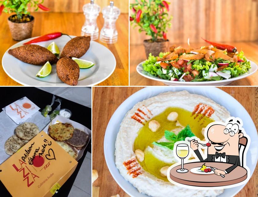 Platos en Laziza Gastronomia Libanesa