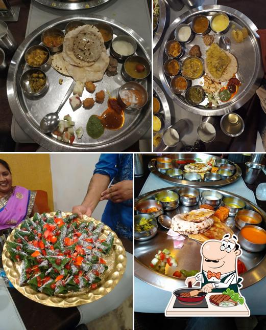 Pick meat meals at Rajbhog Thali