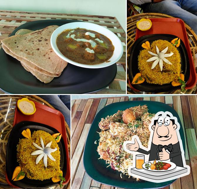 Food at Mani's Kitchen