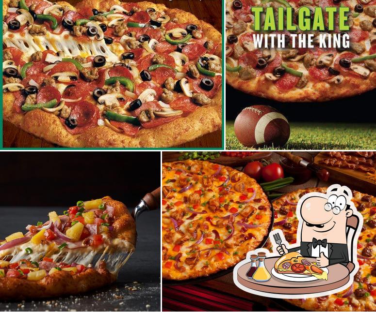 Round Table Pizza, 14898 Dale Evans Pkwy 200 in Apple Valley
