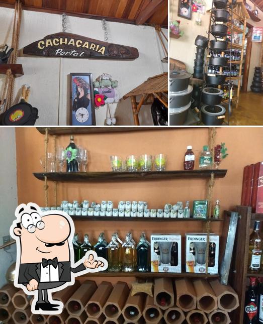 O interior do Cachaçaria do Portal