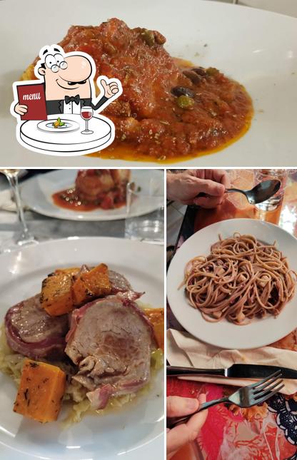 Platti al la spaghetteria